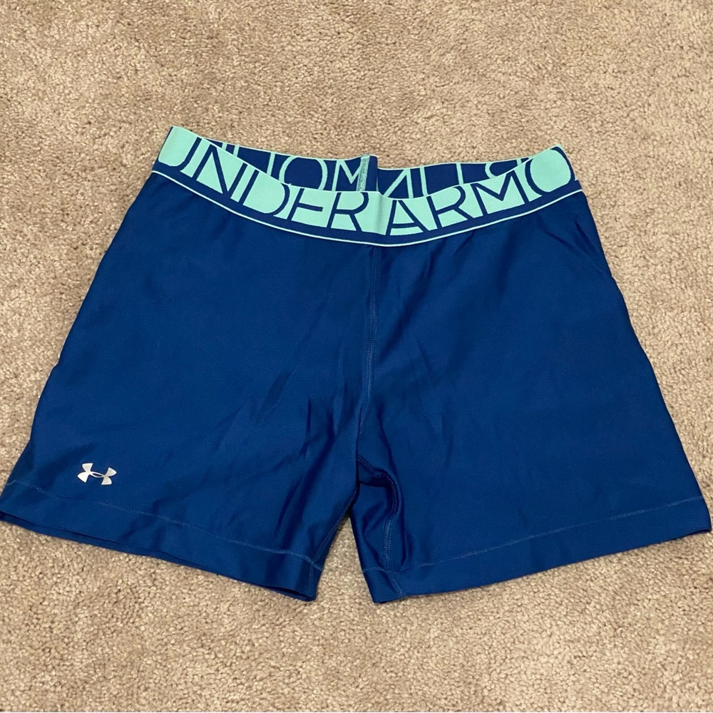 Like new blue under armour short spandex
